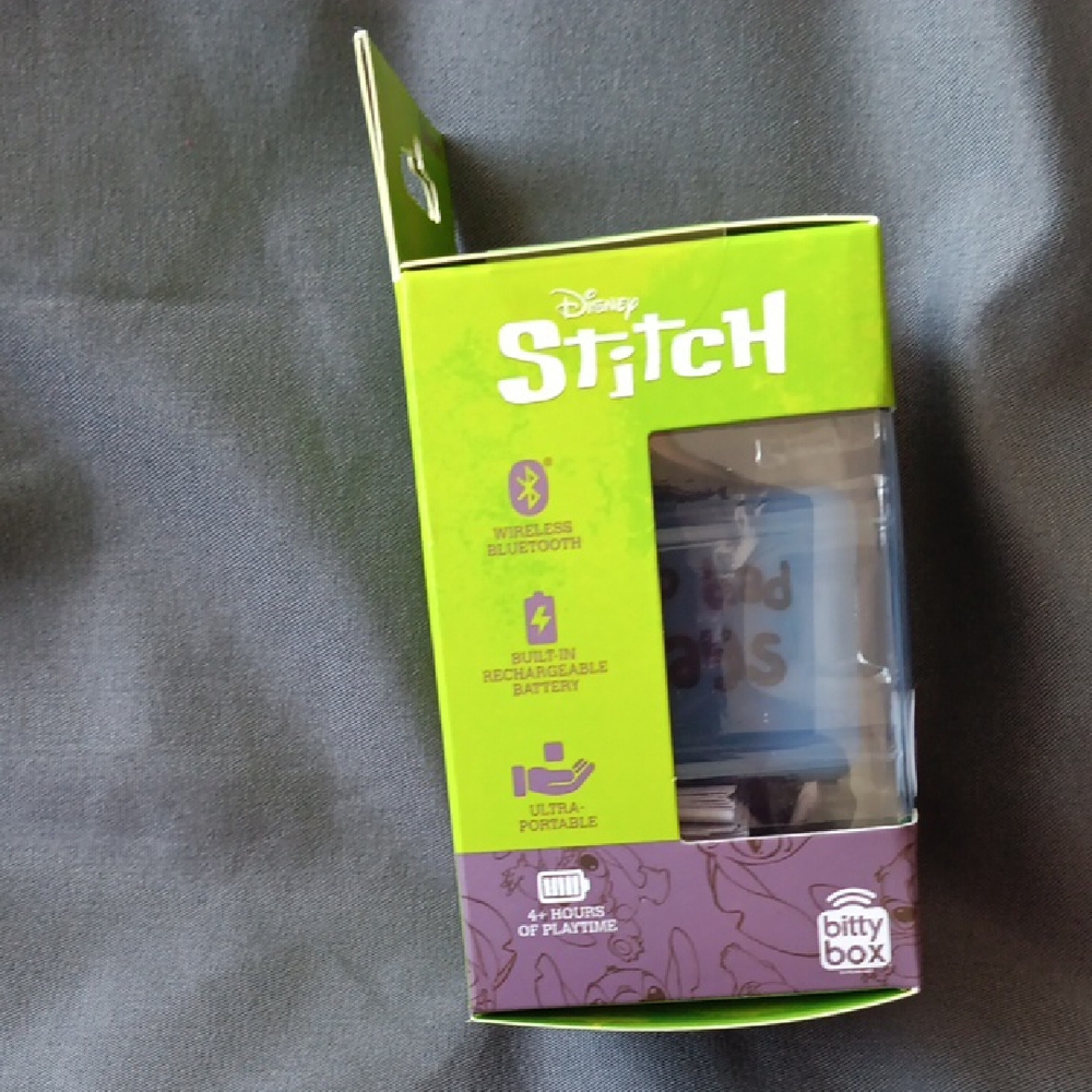 Disney Stitch Blue Bluetooth Speaker with Keychain - Picture 3 of 4